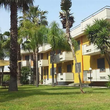 Szálloda Oasi Park 3*