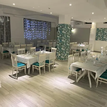 Oasi Park מלון מסקלי