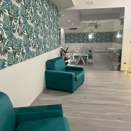 Hotel Oasi Park 3*