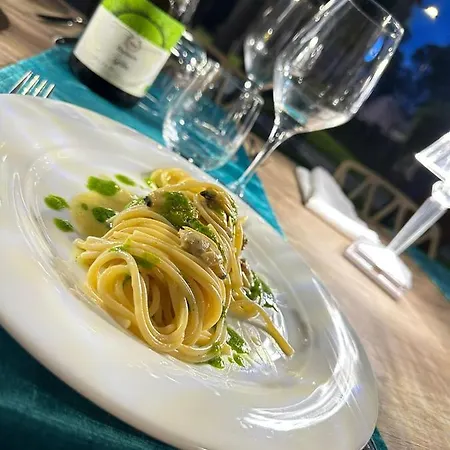 מלון Oasi Park 3*