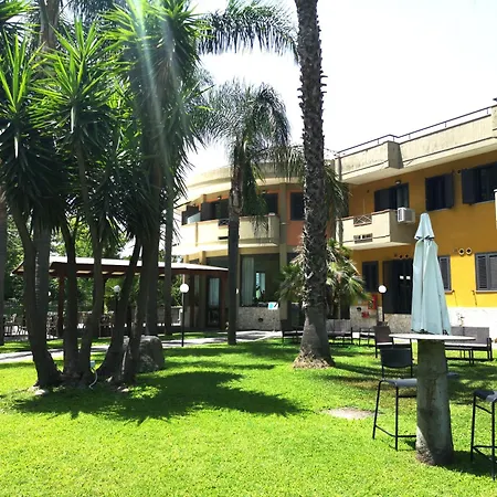 מלון Oasi Park מסקלי