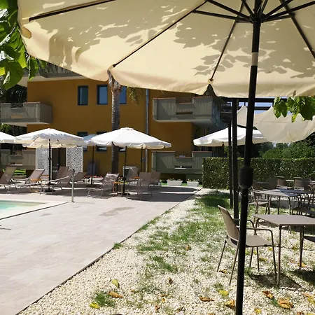 מלון Oasi Park מסקלי